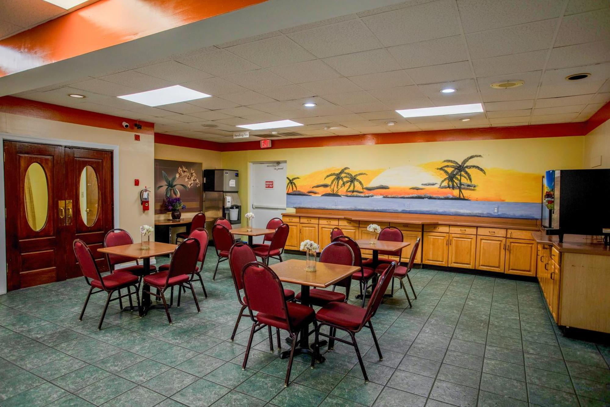 Oyo Hotel Greensboro East I 40 Екстер'єр фото