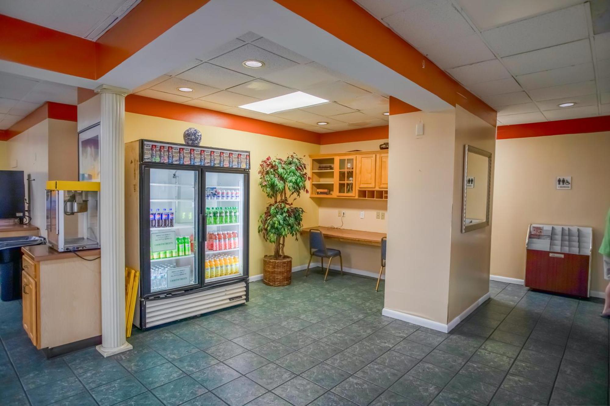 Oyo Hotel Greensboro East I 40 Екстер'єр фото
