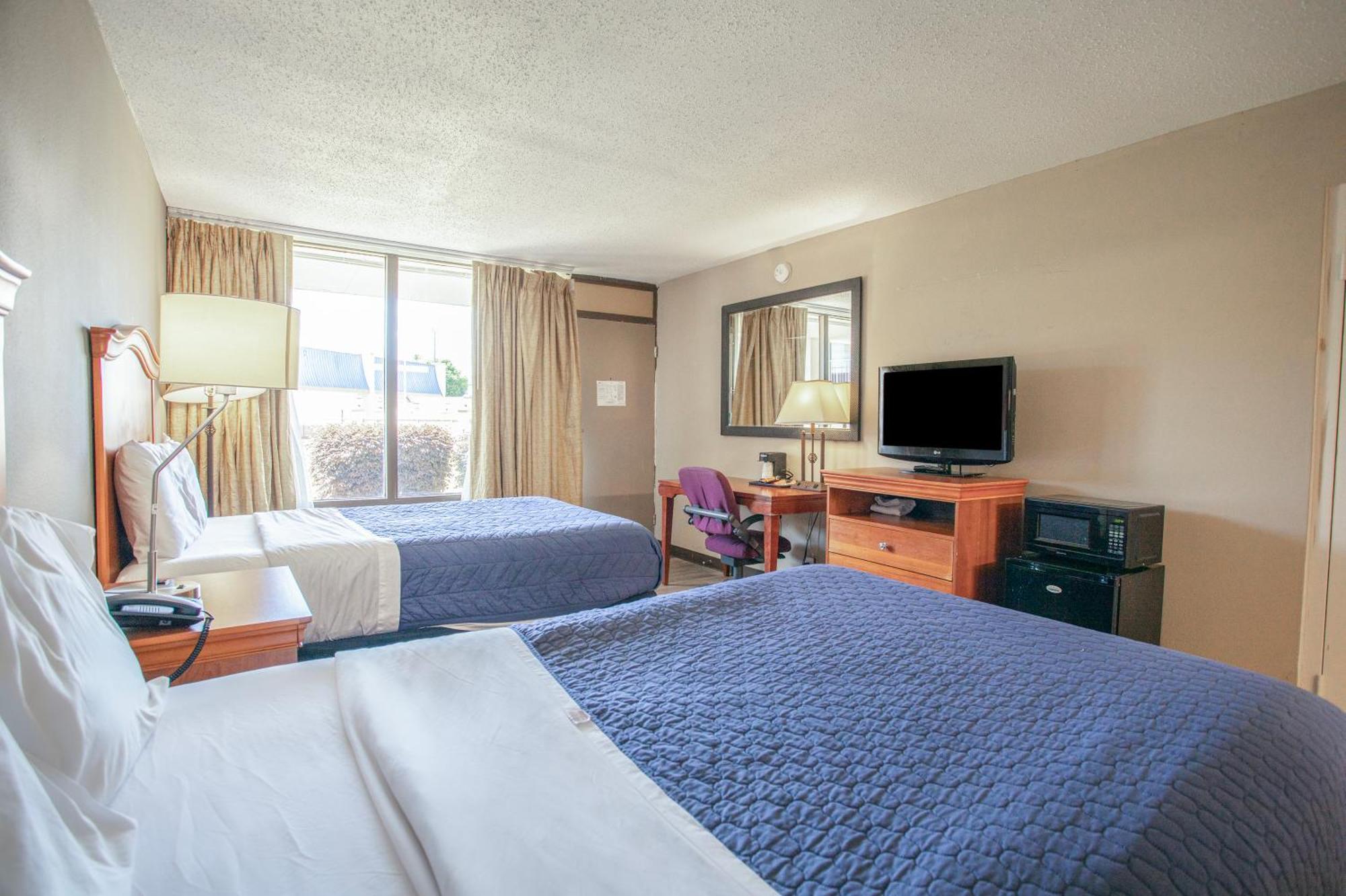 Oyo Hotel Greensboro East I 40 Екстер'єр фото